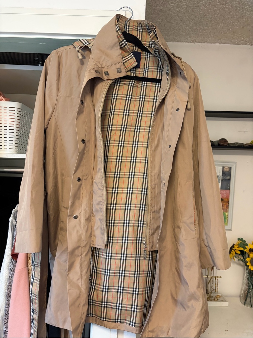 Burberry Tan Beige Trench Coat with Signature Check Lining